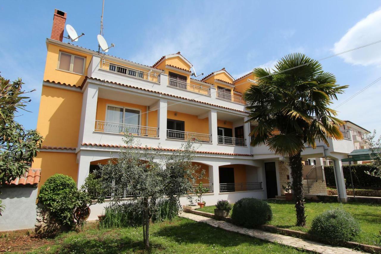 Apartments Malvina Rovinj Exterior photo